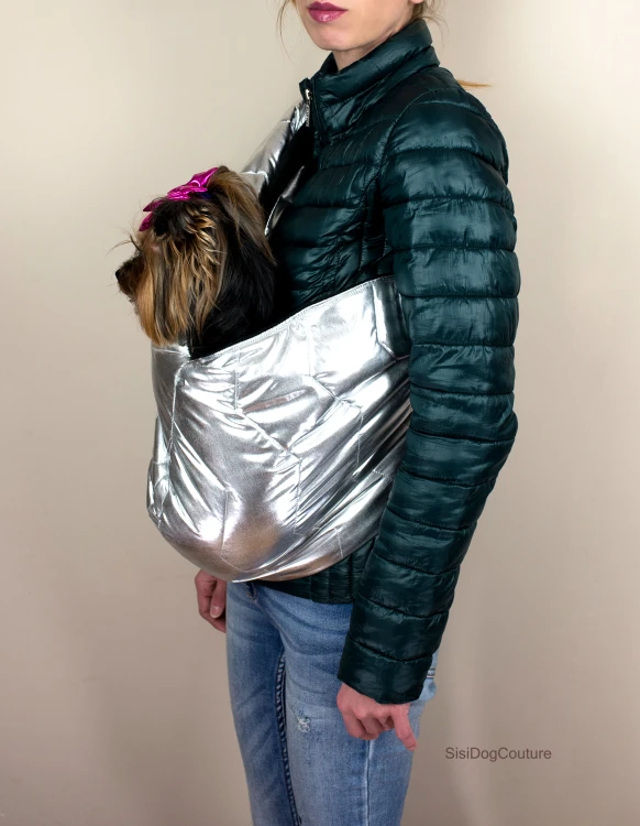 Srebrne nosidło dla małego psa do 8 kg.