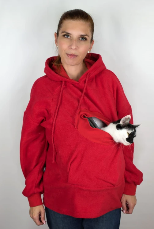 Bluza z otworem dla kota w kolorze czerwonym